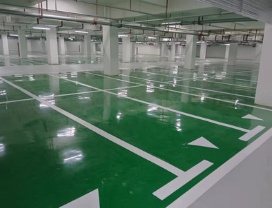 本地本地小区停车场标线